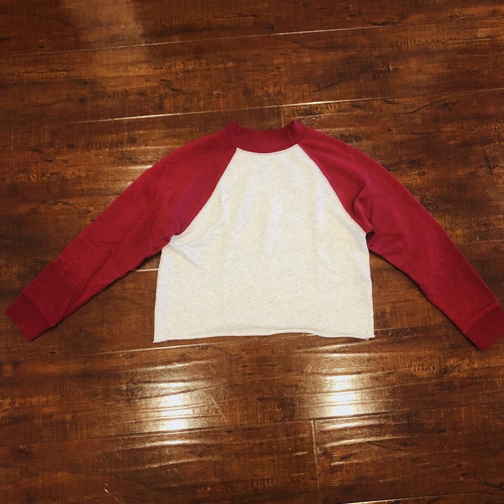 Pre-loved H&M Baseball Tee ✨
